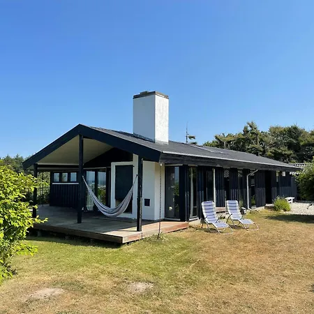 펜션 70s Hilltop Summer House In Skallerup Klit